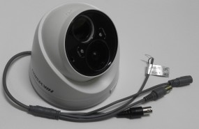 Kamera kopułkowa 2MP IR DS-2CE56D5T-VFIT3 Obiektyw 2,8-12mm. HD-TVI TURBO HD